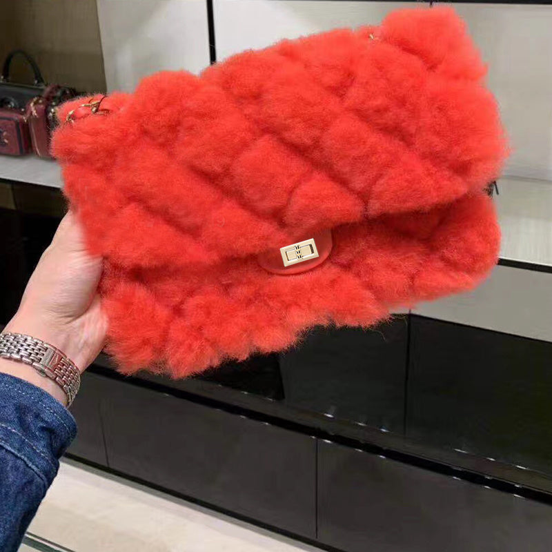 Small fragrance wind chain fur bag