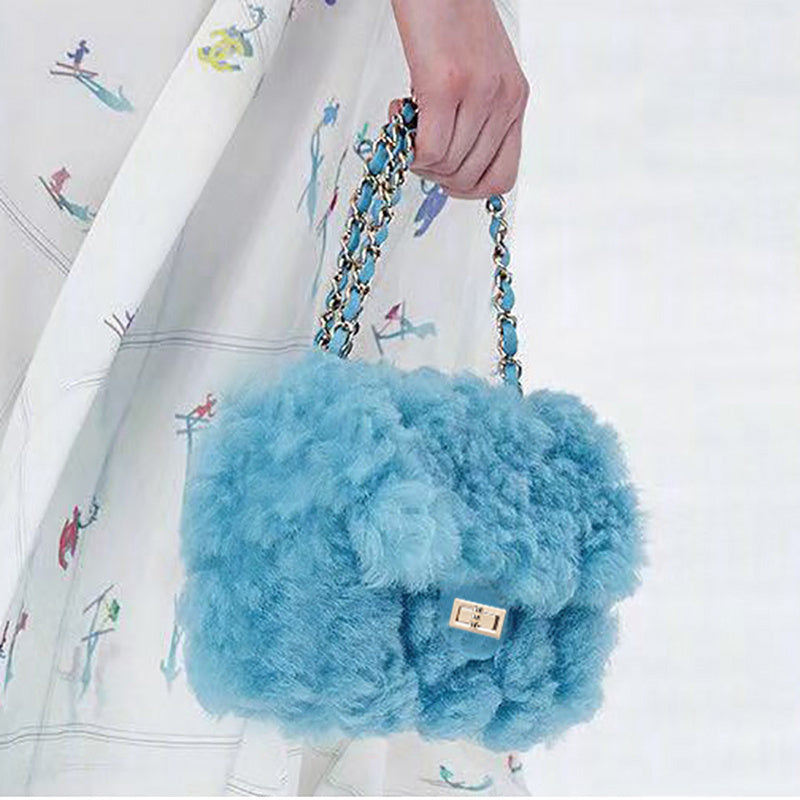 Small fragrance wind chain fur bag